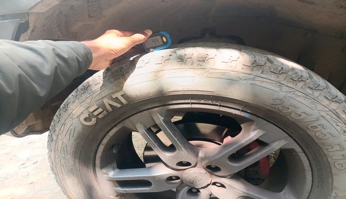 2022 Mahindra Thar LX HT PETROL 4WD MT, Petrol, Manual, 36,719 km, tyre