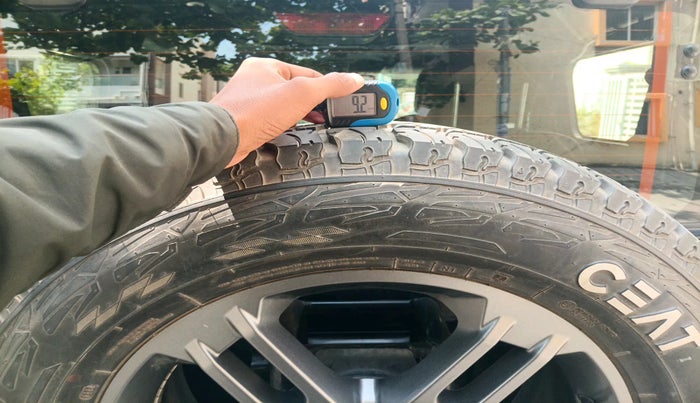 2022 Mahindra Thar LX HT PETROL 4WD MT, Petrol, Manual, 36,719 km, tyre