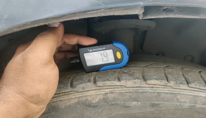 2014 Ford Ecosport TITANIUM 1.5L DIESEL, Diesel, Manual, 1,01,408 km, tyre