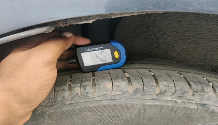 2014 Ford Ecosport TITANIUM 1.5L DIESEL, Diesel, Manual, 1,01,408 km, tyre