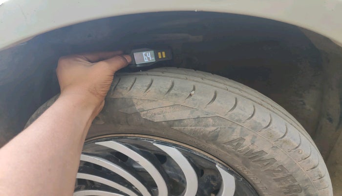 2012 Maruti Swift Dzire VXI, Petrol, Manual, 1,46,998 km, tyre