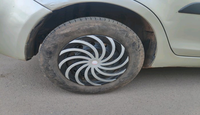 2012 Maruti Swift Dzire VXI, Petrol, Manual, 1,46,998 km, tyre