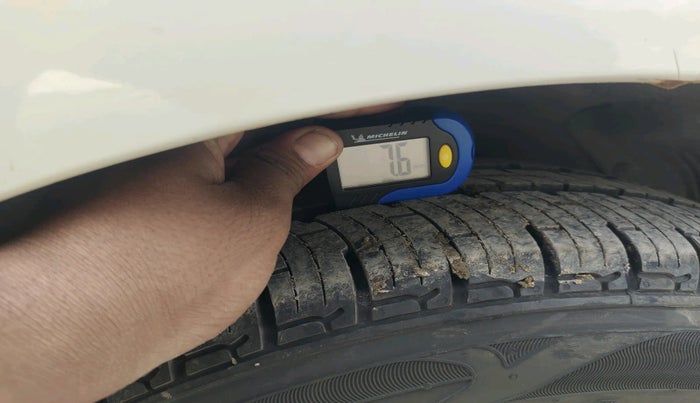 2012 Hyundai i20 SPORTZ 1.2, Petrol, Manual, 90,692 km, tyre