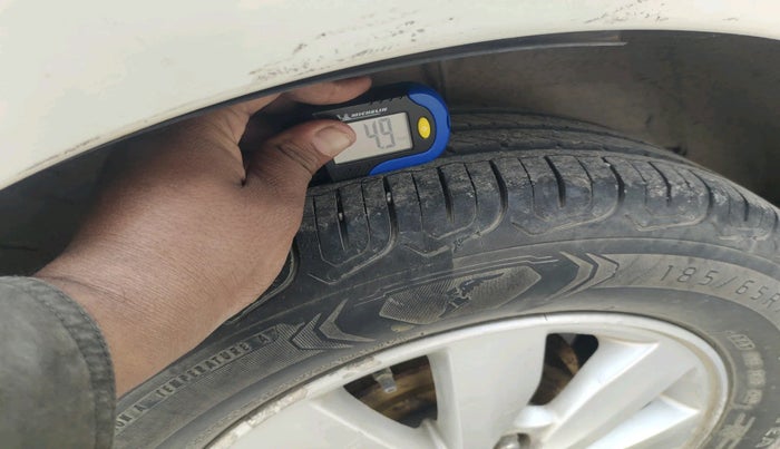 2012 Hyundai i20 SPORTZ 1.2, Petrol, Manual, 90,692 km, tyre