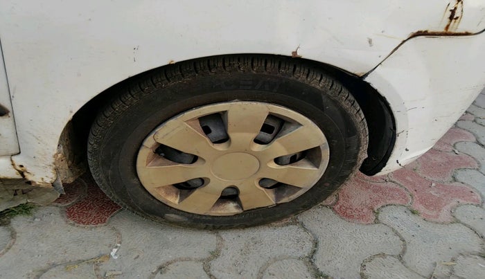 2010 Chevrolet Spark LS 1.0, Petrol, Manual, 71,752 km, tyre