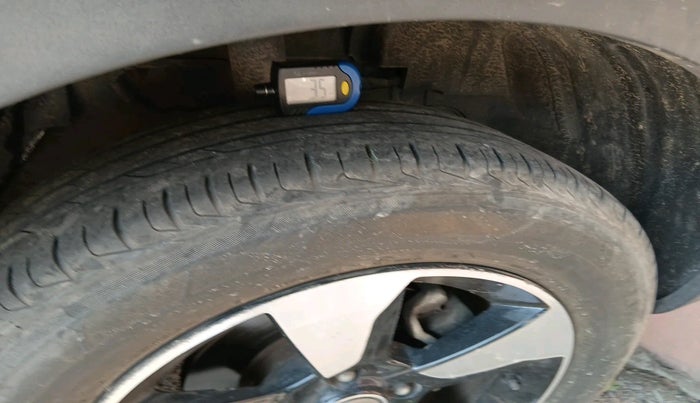 2019 Tata NEXON XZ PLUS PETROL, Petrol, Manual, 32,500 km, tyre