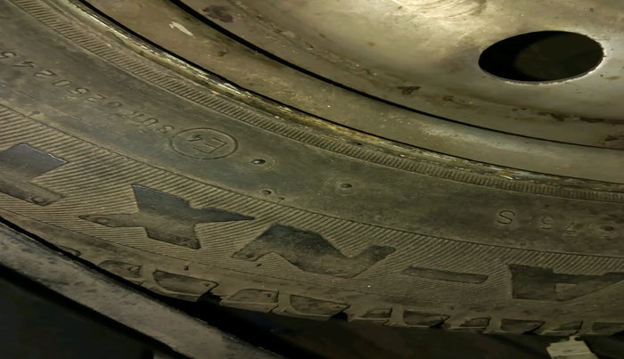 2014 Maruti Wagon R 1.0 LXI CNG, Petrol, Manual, 1,66,304 km, tyre