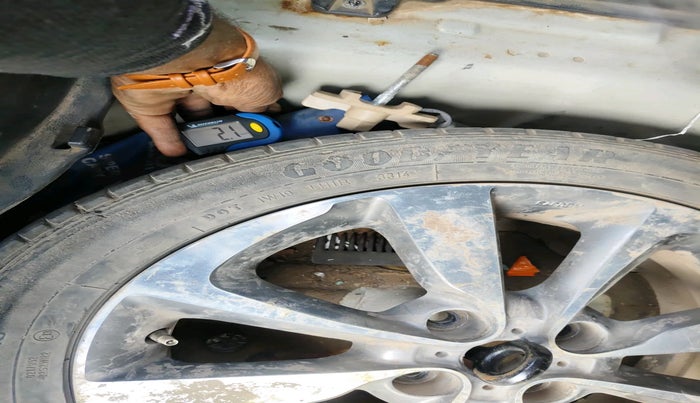 2014 Hyundai Elite i20 SPORTZ 1.2 (O), Petrol, Manual, 94,350 km, tyre