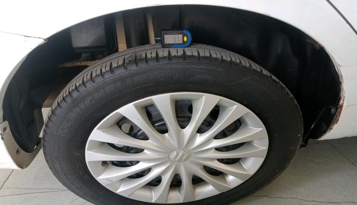 2014 Maruti Ciaz VDI, Diesel, Manual, 1,50,723 km, tyre