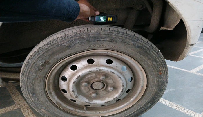 2013 Maruti Wagon R 1.0 LXI CNG, Petrol, Manual, 1,86,426 km, tyre