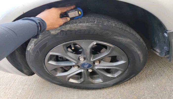 2011 Ford Fiesta Classic CLXI 1.4 DIESEL, Diesel, Manual, 1,13,070 km, tyre