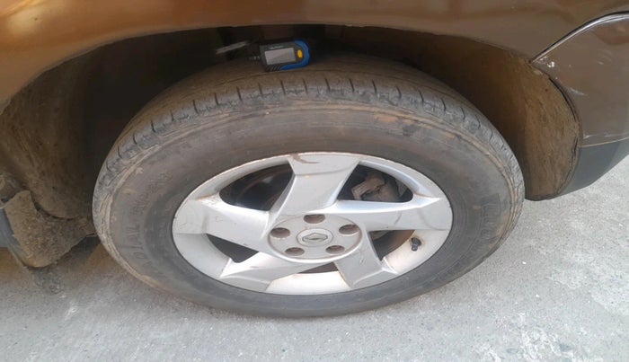 2013 Renault Duster 110 PS RXZ DIESEL, Diesel, Manual, 1,48,286 km, tyre