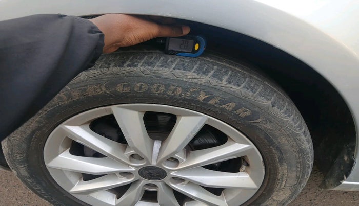 2014 Skoda Octavia ELEGANCE 2.0 TDI AT, Diesel, Automatic, 84,019 km, tyre