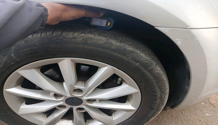 2014 Skoda Octavia ELEGANCE 2.0 TDI AT, Diesel, Automatic, 84,019 km, tyre