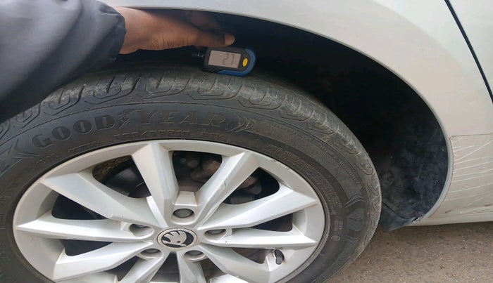 2014 Skoda Octavia ELEGANCE 2.0 TDI AT, Diesel, Automatic, 84,019 km, tyre