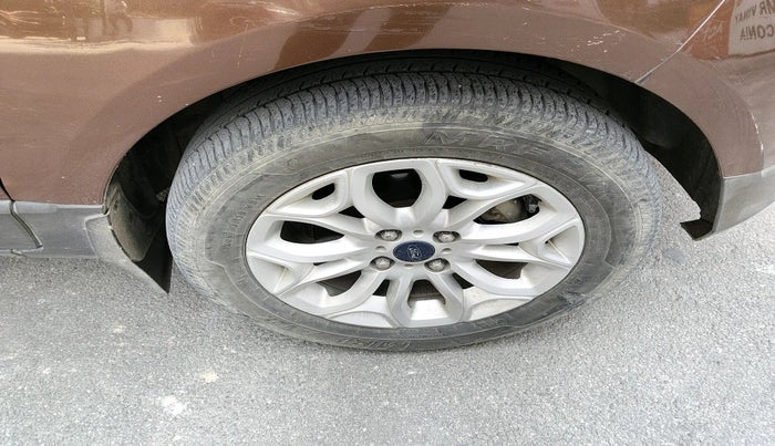 2016 Ford Ecosport TITANIUM 1.5L PETROL AT, Petrol, Automatic, 37,640 km, tyre