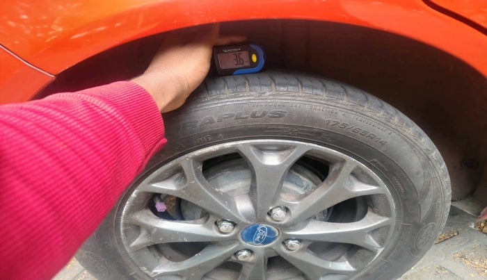 2015 Ford Figo TITANIUM 1.4 DIESEL, Diesel, Manual, 1,44,728 km, tyre