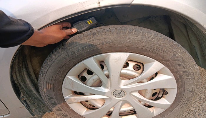 2014 Honda Amaze 1.2L I-VTEC EX, Petrol, Manual, 1,49,498 km, tyre