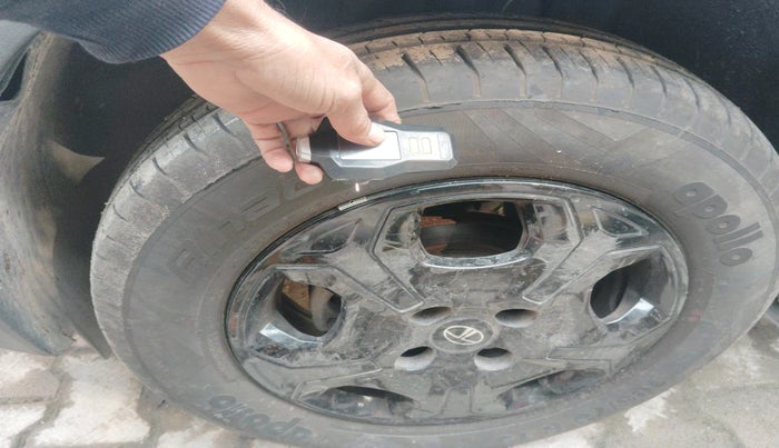 2024 Tata PUNCH Accomplished Plus, Petrol, Manual, 4,115 km, tyre