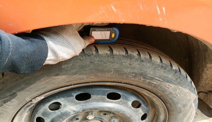 2017 Tata Tiago XTA PETROL, Petrol, Automatic, 64,799 km, tyre