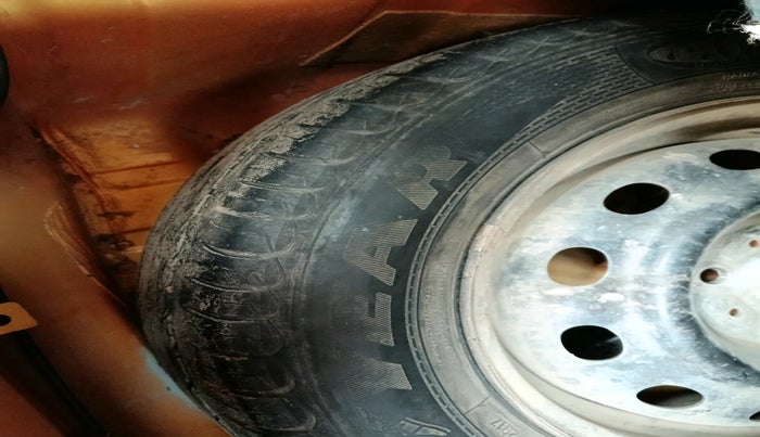 2017 Tata Tiago XTA PETROL, Petrol, Automatic, 64,799 km, tyre