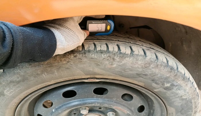 2017 Tata Tiago XTA PETROL, Petrol, Automatic, 64,799 km, tyre