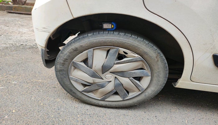 2016 Maruti Wagon R 1.0 VXI AMT, Petrol, Automatic, 41,586 km, tyre