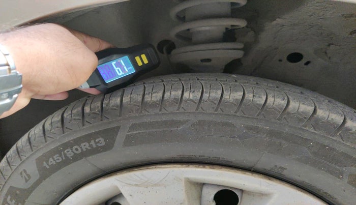 2014 Maruti Wagon R 1.0 LXI CNG, Petrol, Manual, 1,602 km, tyre