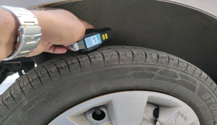 2014 Maruti Wagon R 1.0 LXI CNG, Petrol, Manual, 1,602 km, tyre