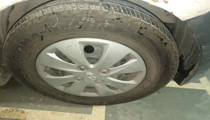 2011 Hyundai i10 MAGNA 1.2, Petrol, Manual, 98,348 km, tyre