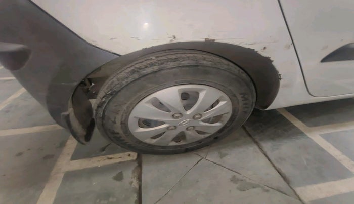 2011 Hyundai i10 MAGNA 1.2, Petrol, Manual, 98,348 km, tyre