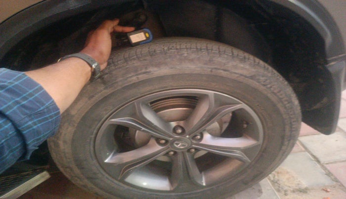 2019 Tata Harrier XZ 2.0L DARK EDITION, Diesel, Manual, 79,784 km, tyre