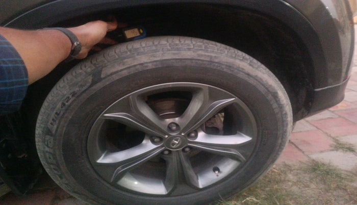 2019 Tata Harrier XZ 2.0L DARK EDITION, Diesel, Manual, 79,784 km, tyre