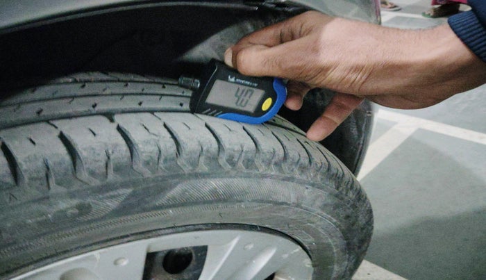 2015 Honda Amaze 1.2L I-VTEC SX, Petrol, Manual, 72,736 km, tyre