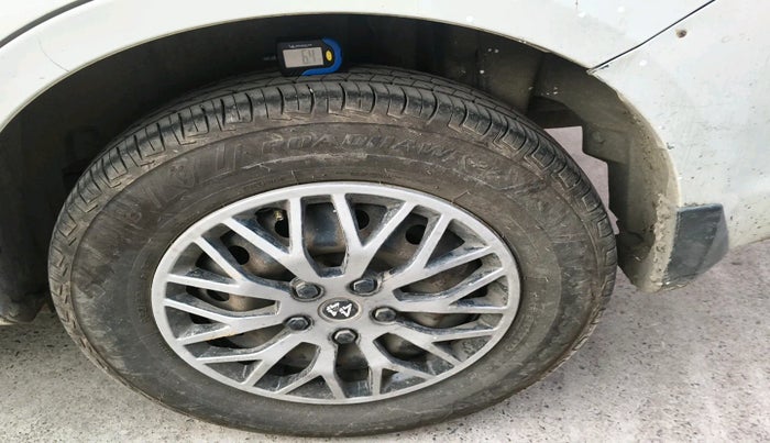 2015 Maruti Swift Dzire VDI, Diesel, Manual, 1,13,305 km, tyre