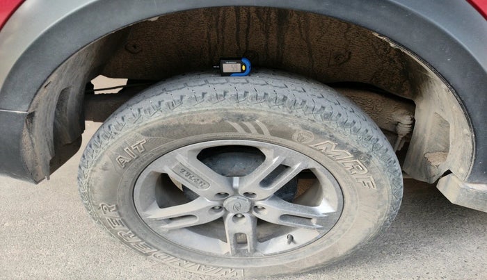 2021 Mahindra Thar LX  P 4WD AT CONVERTIBLE, Petrol, Automatic, 33,772 km, tyre