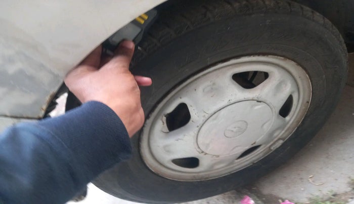 2013 Chevrolet Beat LS LPG, Petrol, Manual, 61,180 km, tyre