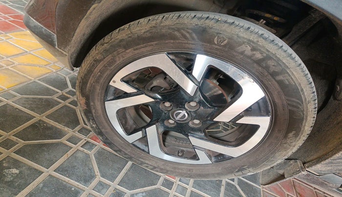 2021 Nissan MAGNITE XV MT, Petrol, Manual, 33,913 km, tyre