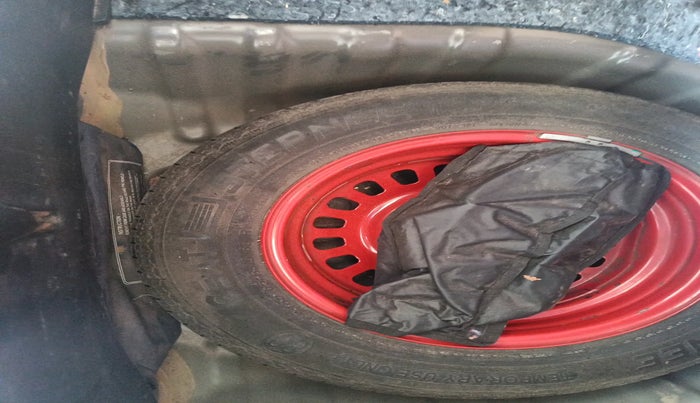 2021 Nissan MAGNITE XV MT, Petrol, Manual, 33,913 km, tyre