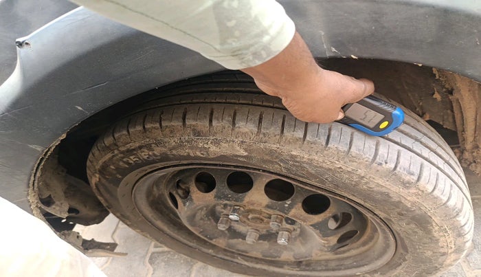 2017 Honda BR-V 1.5L I- DTEC S, Diesel, Manual, 1,94,787 km, tyre