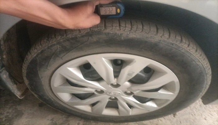 2019 Hyundai Verna 1.4 EX PETROL, Petrol, Manual, 1,23,855 km, tyre