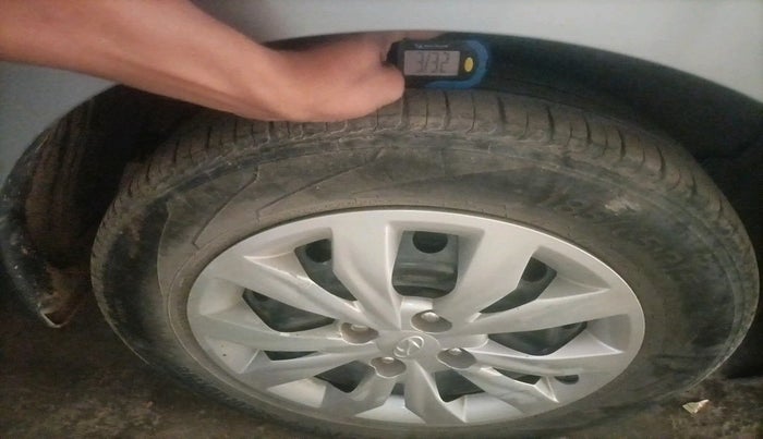 2019 Hyundai Verna 1.4 EX PETROL, Petrol, Manual, 1,23,855 km, tyre