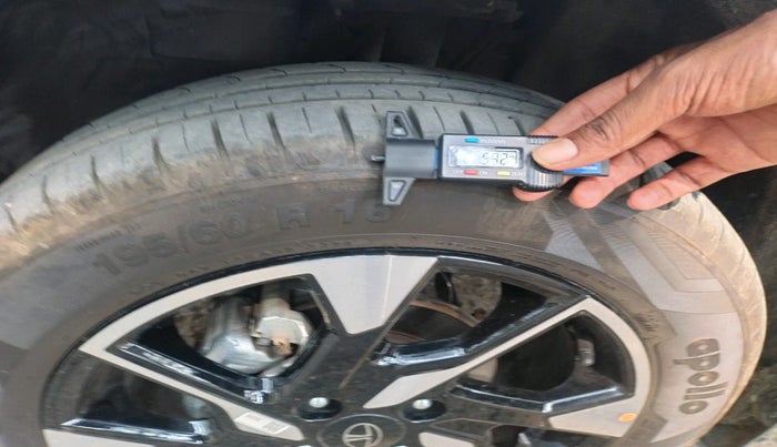 2024 Tata PUNCH Creative Plus AMT, Petrol, Automatic, 8,057 km, tyre