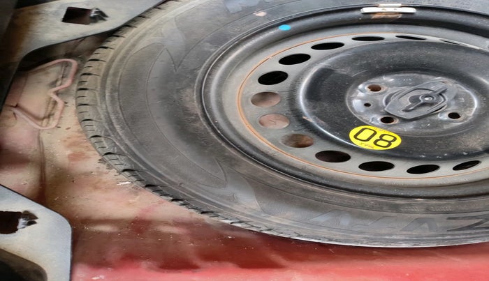 2016 Maruti Baleno ZETA PETROL 1.2, Petrol, Manual, 53,400 km, tyre