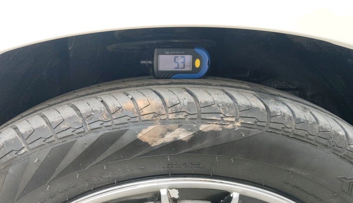 2023 Maruti Swift LXI, Petrol, Manual, 8,870 km, tyre