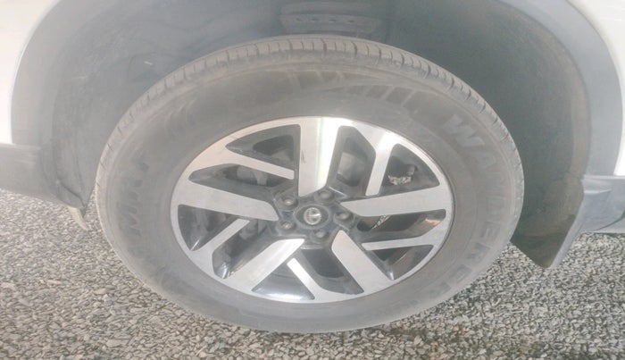 2023 Tata Harrier XZA PLUS O DARK EDITION, Diesel, Automatic, 44,639 km, tyre