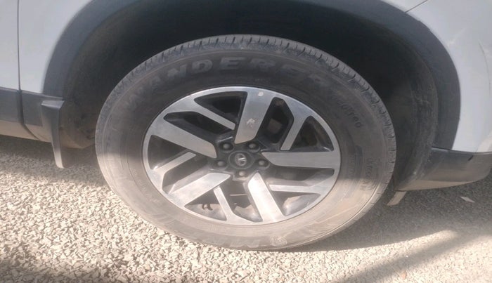 2023 Tata Harrier XZA PLUS O DARK EDITION, Diesel, Automatic, 44,639 km, tyre