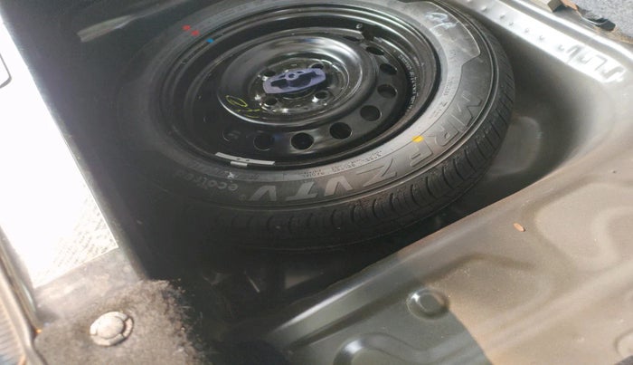 2024 Maruti New Wagon-R VXI 1.0, Petrol, Manual, 10,449 km, tyre