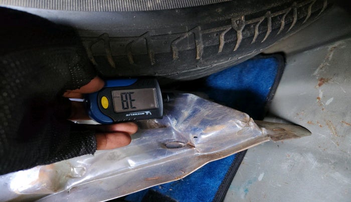 2012 Hyundai Verna FLUIDIC 1.6 VTVT SX, Petrol, Manual, 1,03,720 km, tyre