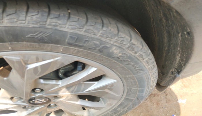 2023 Hyundai Creta SX 1.5 PETROL, Petrol, Manual, 53,725 km, tyre